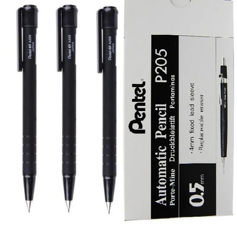 Ba chiếc bút chì bấm Pentel màu đen cùng hộp đựng in thông tin sản phẩm 0.5mm.