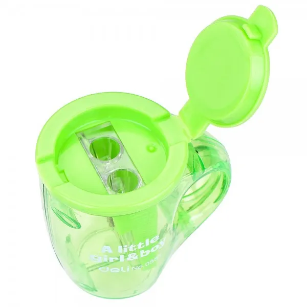 Gọt chì Deli 0551 hình cốc màu xanh lá với nắp đậy tiện lợi