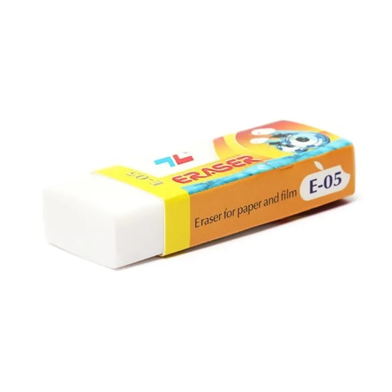 gôm tẩy thiên long E-05 màu trắng có lớp vỏ bọc giấy màu vàng cam bên ngoài, thiết kế nhỏ gọn cho giấy và phim.