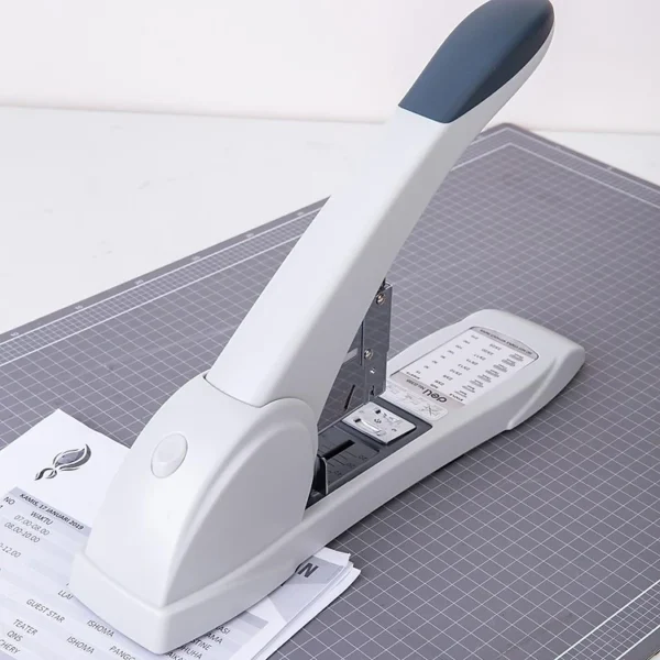 Dập ghim đại Deli E0395 - 210 tờ có trợ lực_1 Ảnh Dập ghim đại Deli E0395 - 210 tờ có trợ lực cho doanh nghiệp