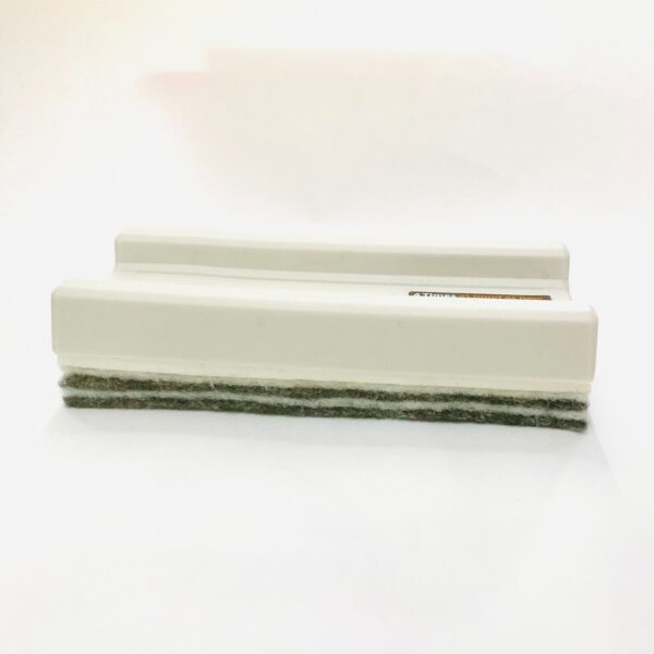 lau_bang6_b6aba5a5f2884f02a86271c0bcc15a8f.jpg Lau bảng Mungyo EA02